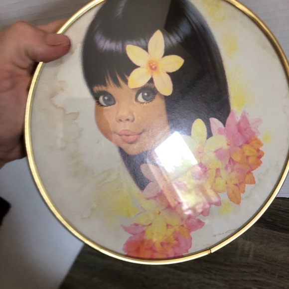 Vtg Owens Wide Eyed Girl Print with Convex Glass - Picture 2 of 9